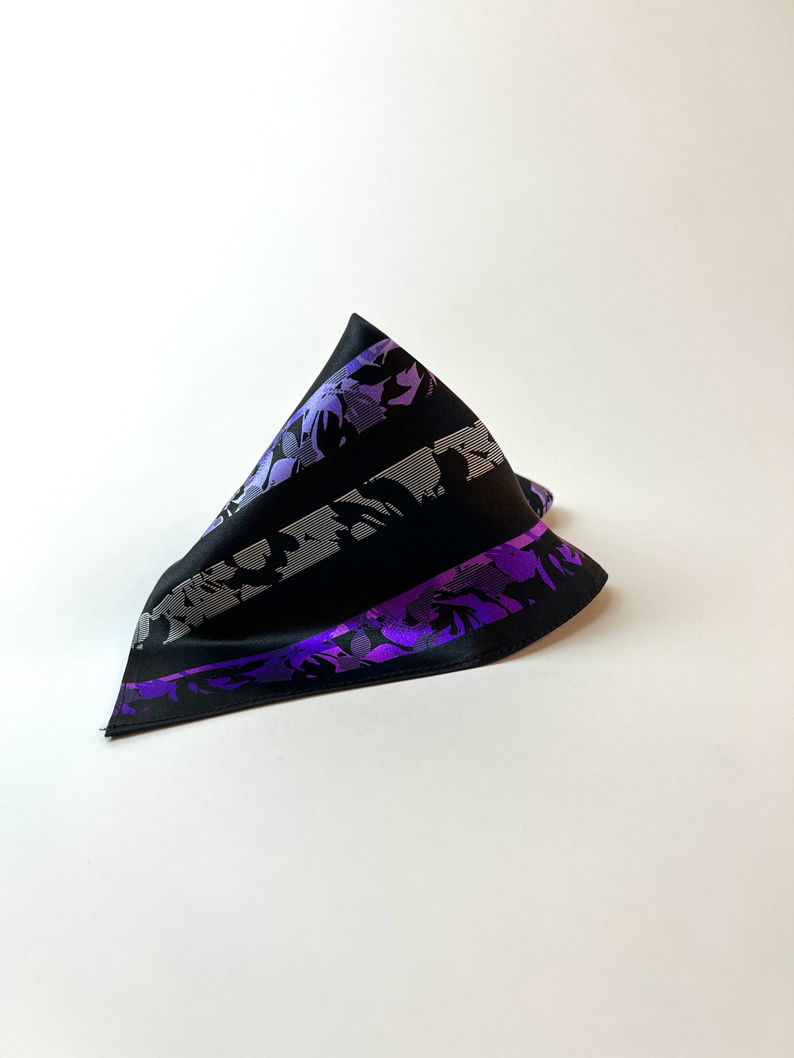 Dryžuota (violetinė, juoda)